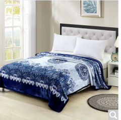 雅鹿自由自在 毛毯家纺 加厚法兰绒毯子 午睡空调毯毛巾被盖毯 2*2.3米 约2.8斤 青色瑰丽  货号100.ZD614